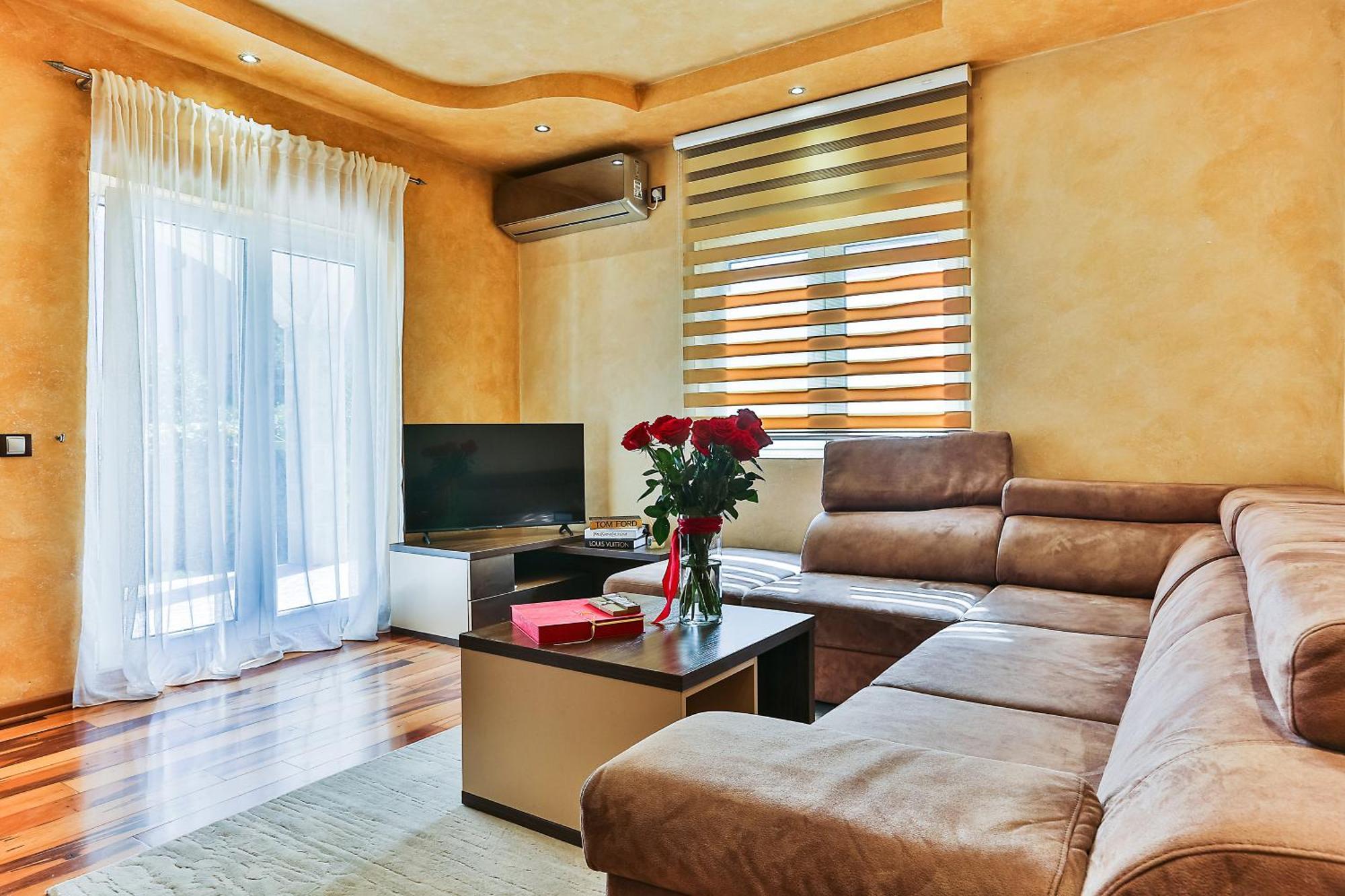 Montesun Novak Ferienhaus Budva